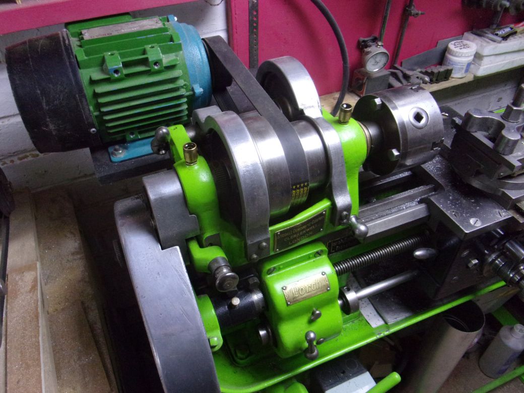 Lathes_0002.JPG