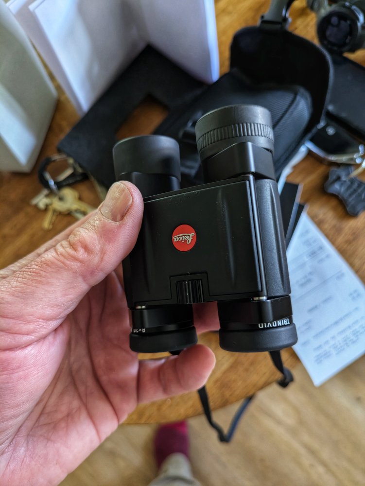 leica trinovid.jpg