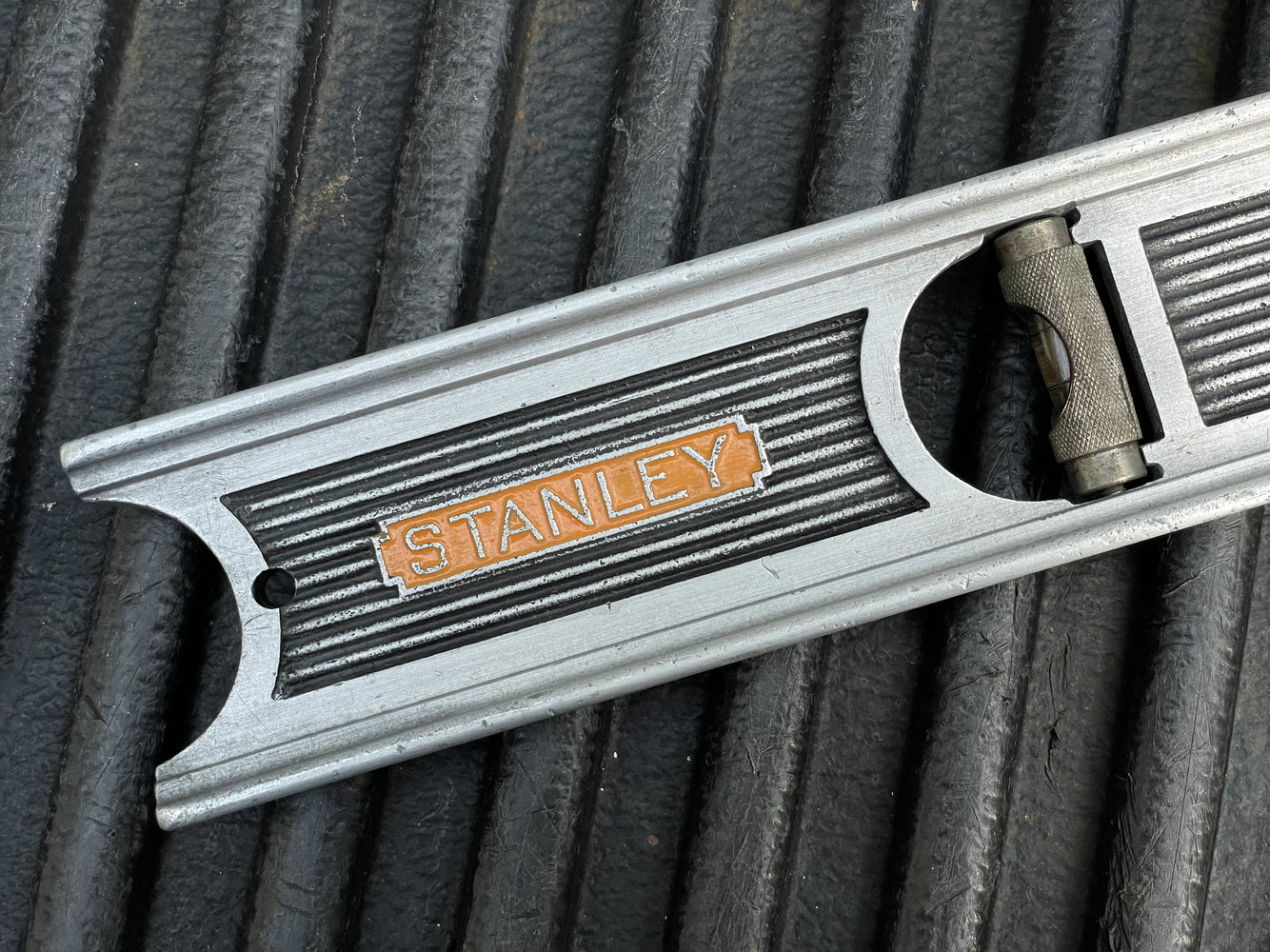 level-left-end-1.jpg
