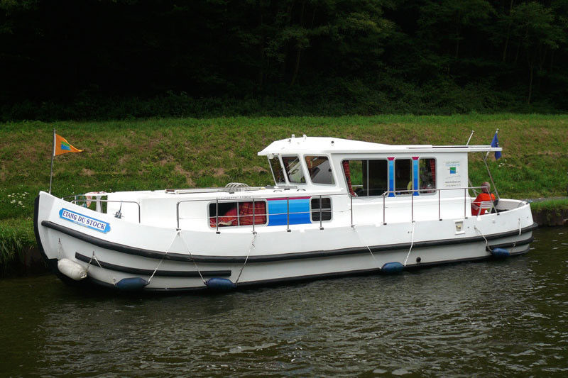 locaboat-penichette-1120-r-huge-0135613c42468bc0.jpg