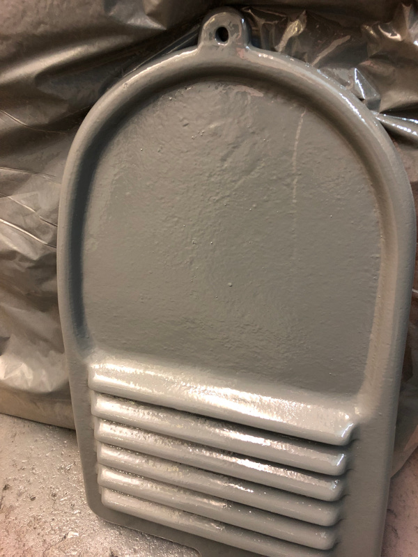 lug painted.JPG