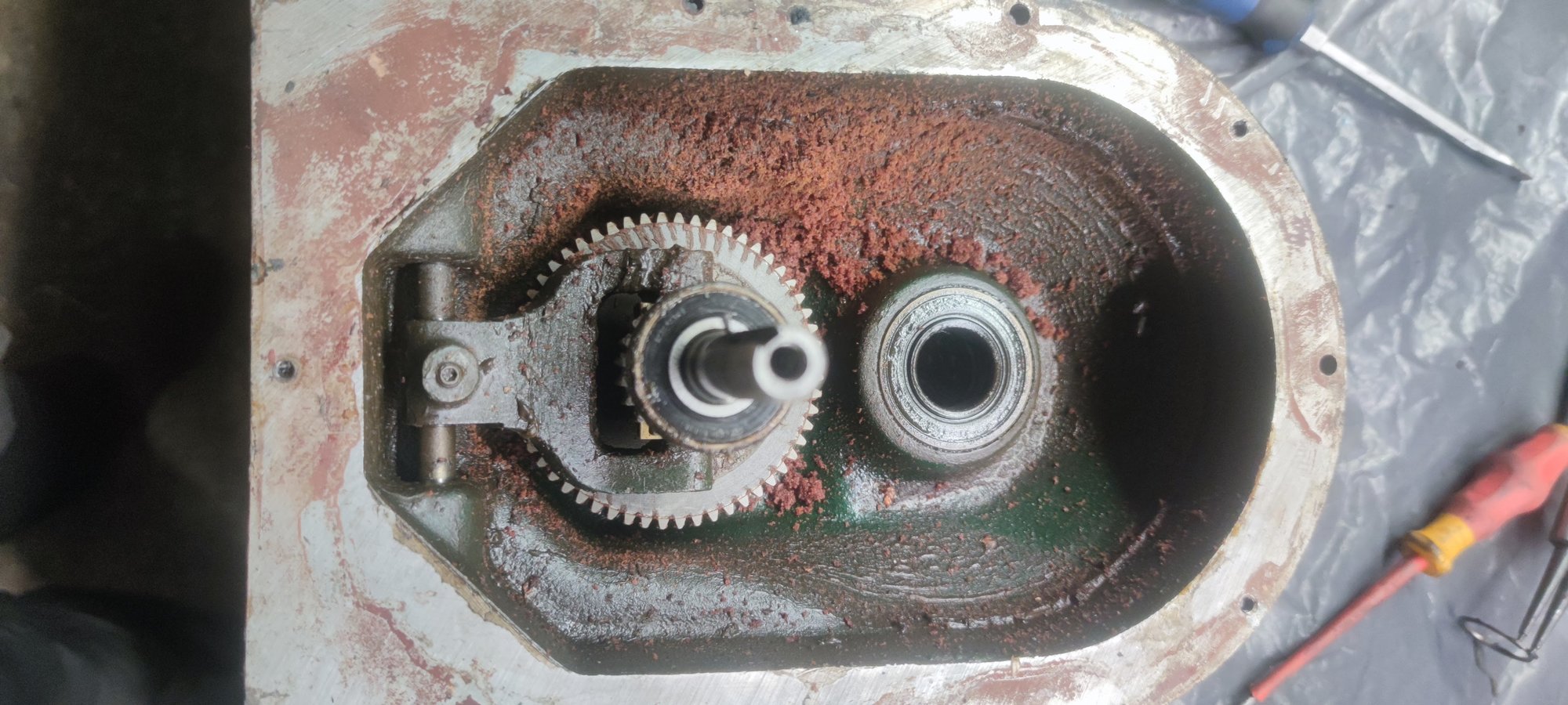 Meddings stripped gear.jpg