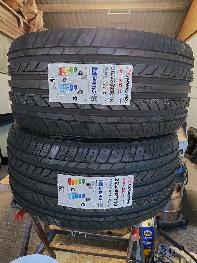 Mercedes new rears.jpg