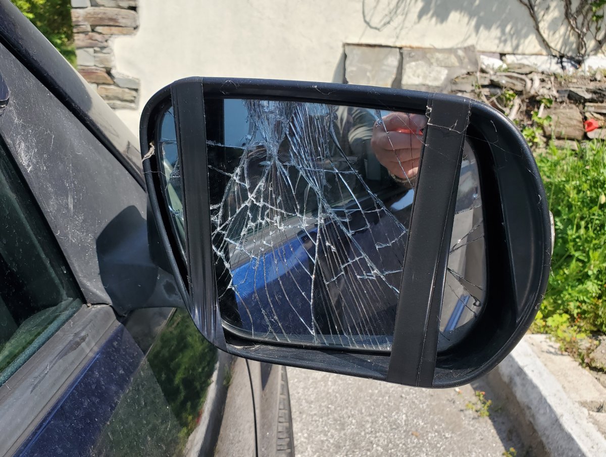 Mirror_2.jpg