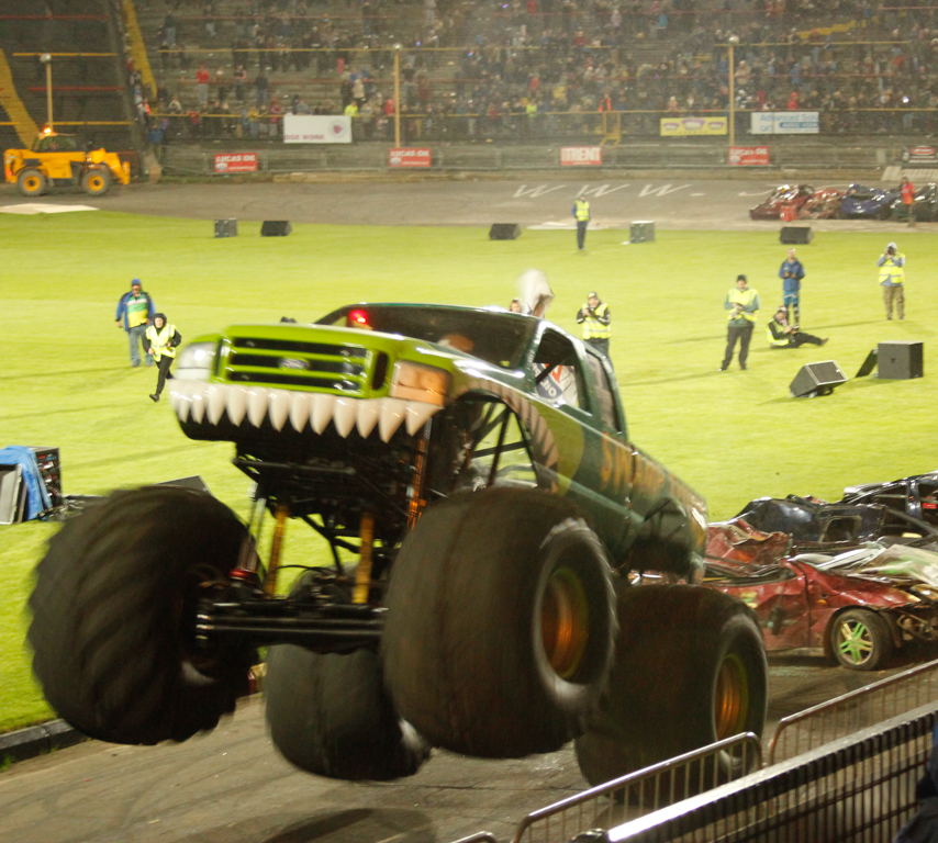 Monster-Truck-3.jpg