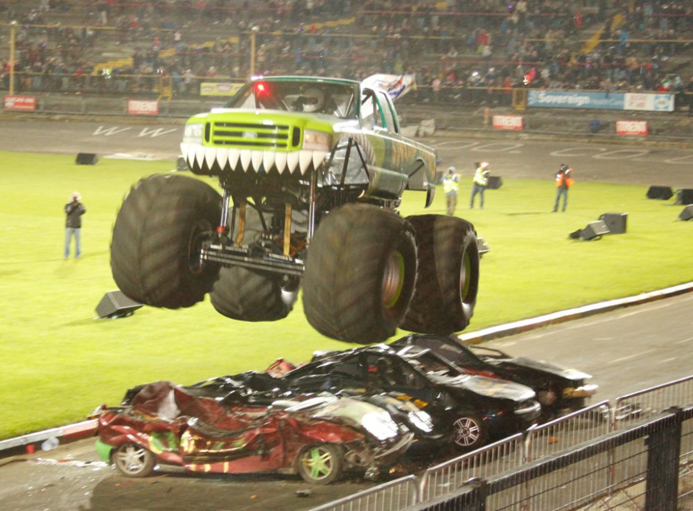 Monster-Truck-5.jpg