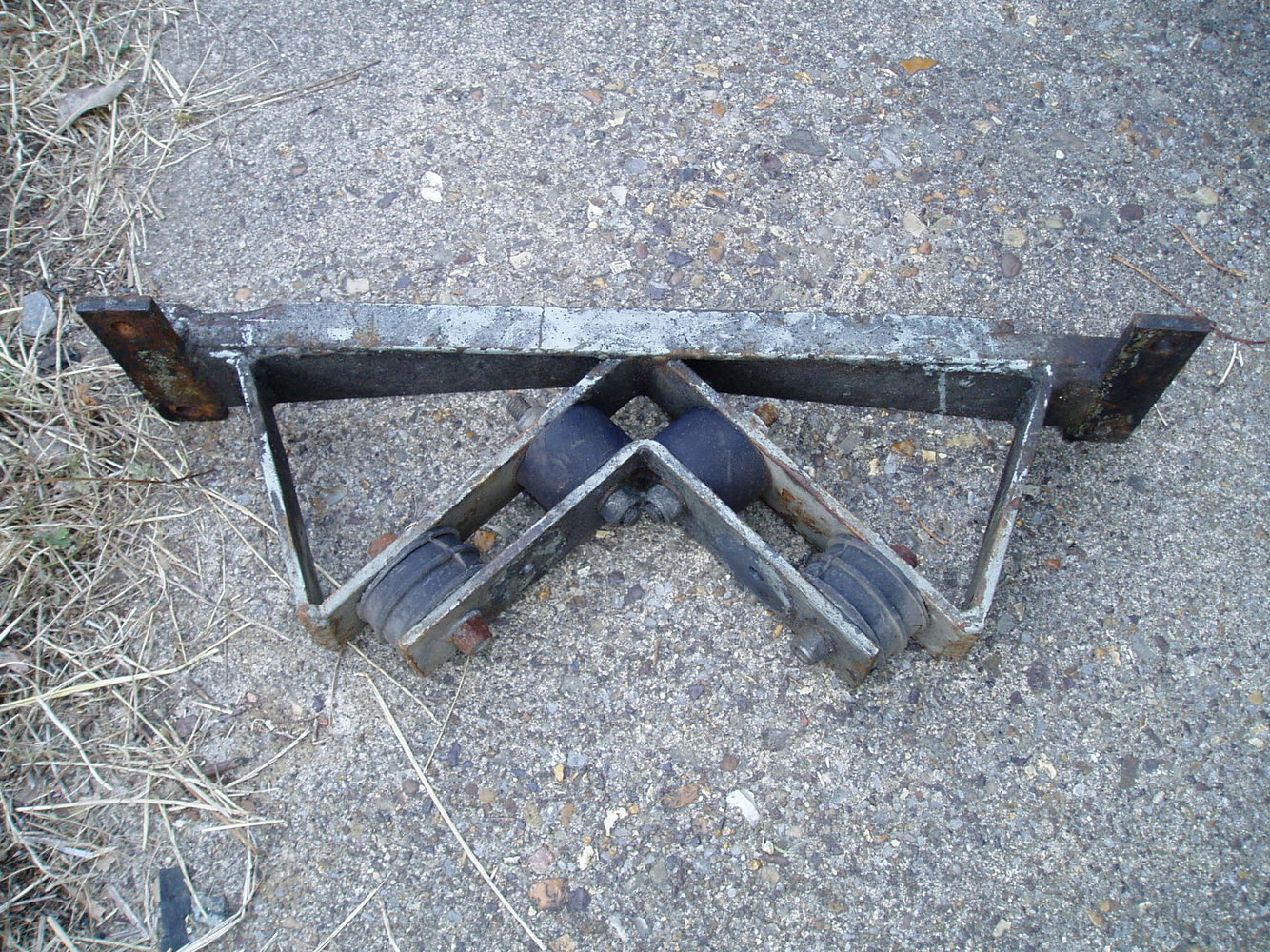 old gearbox x-member.JPG