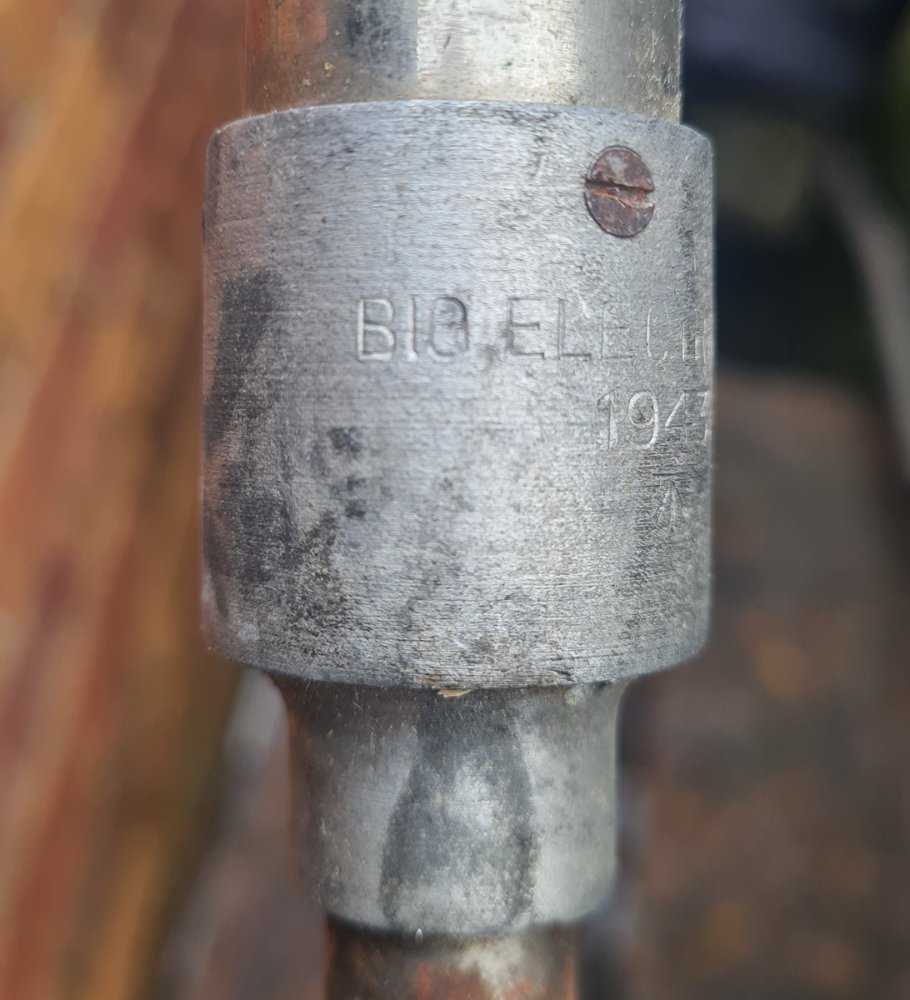 OldIron2.jpg