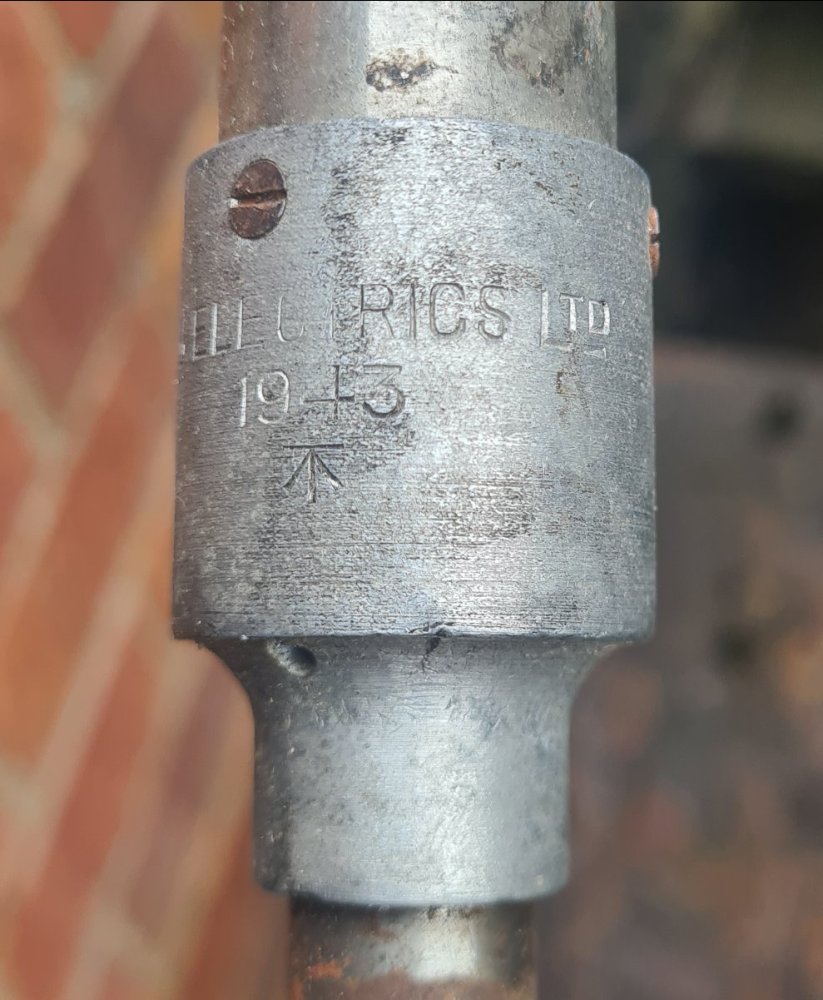 OldIron3.jpg