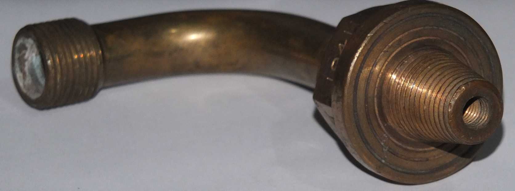 P+G pressure gauge_angled adaptor.jpg