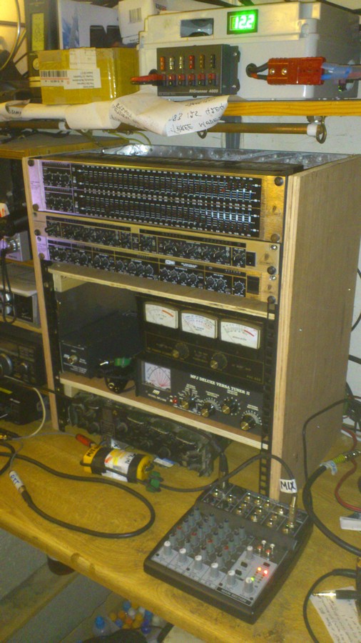 RADIO AUDIO RACK 00004.jpg