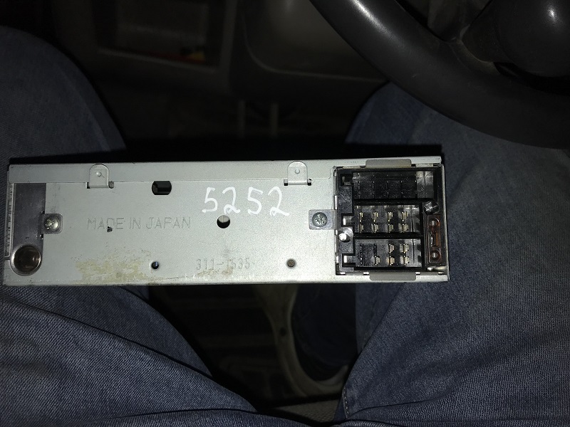 Rear-Of-Radio.jpg
