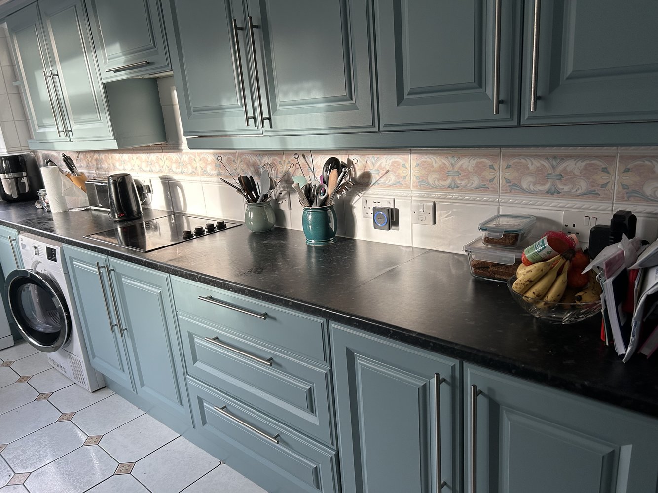 Resize kitchen.jpg