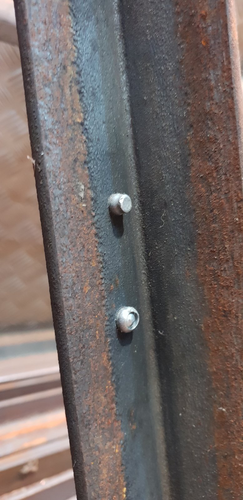 rivet heads.jpg