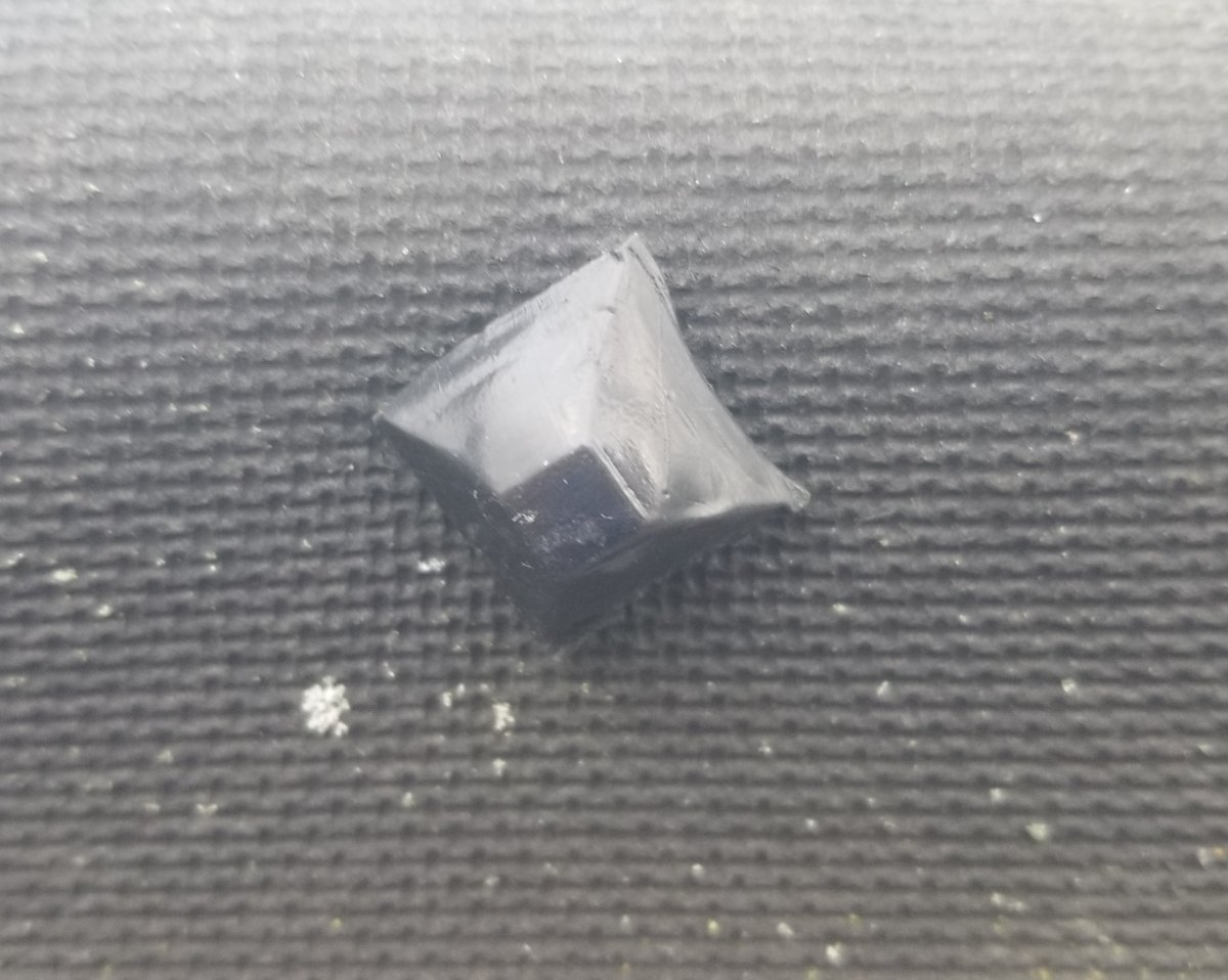 RoofNail1.jpg