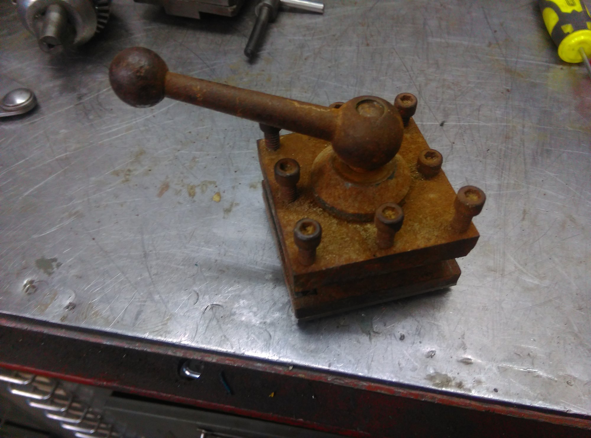 rustytoolpost.jpg