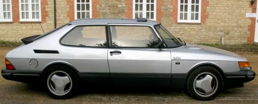 saab.JPG