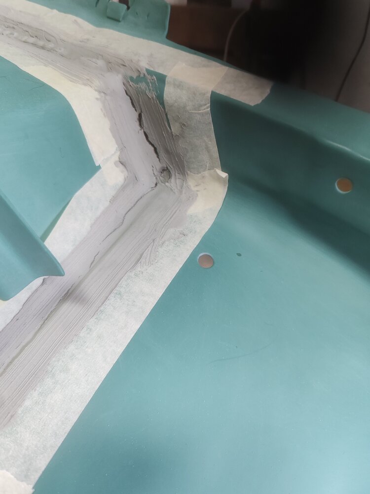 Seam sealer 2.jpg