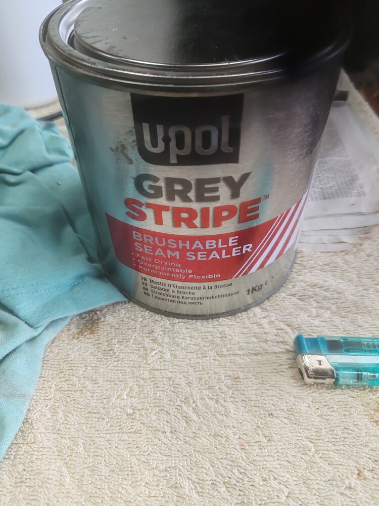 Seam sealer 3.jpg