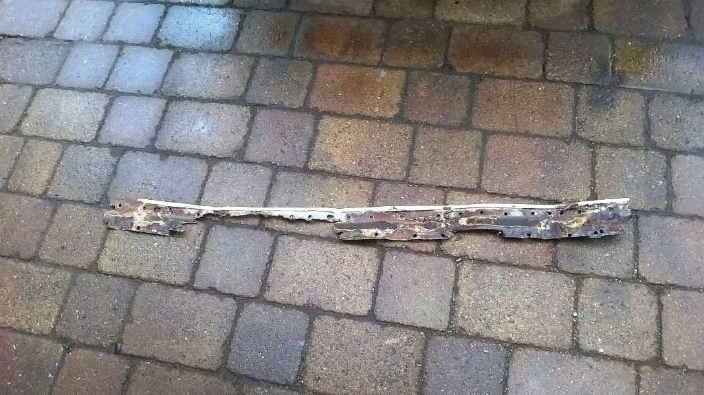 Side loading door inner sill (2).jpg