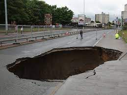 Sinkhole.jpg