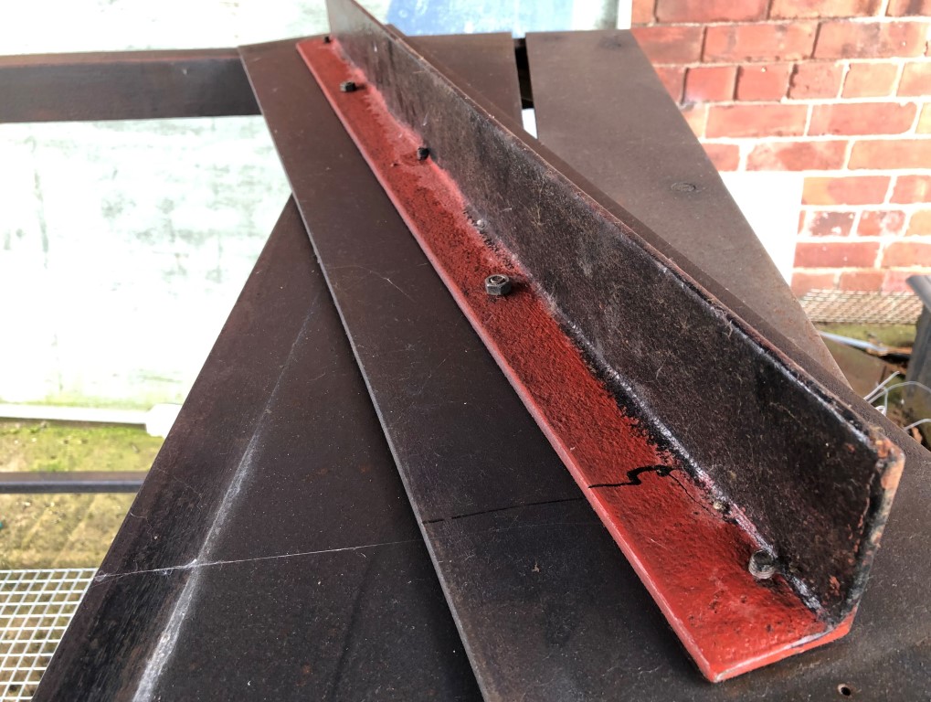 Slat bottom.JPG