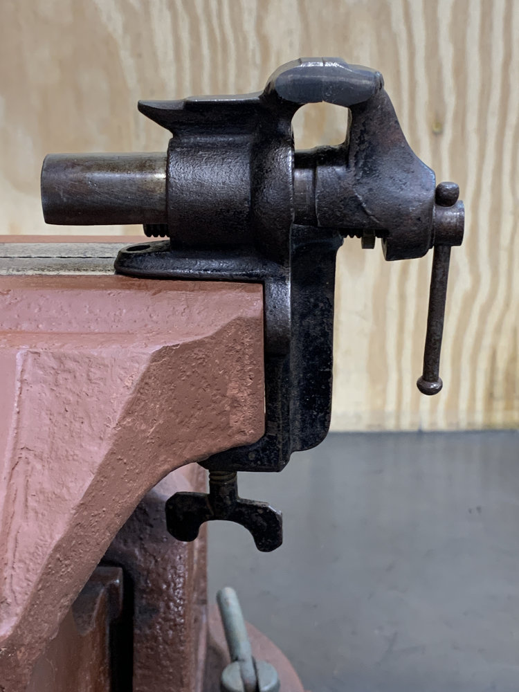 small-vise-on-large-vise-close-up.jpg
