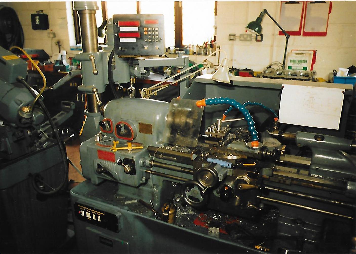 smart&brown_model_A_in_workshop1.JPG