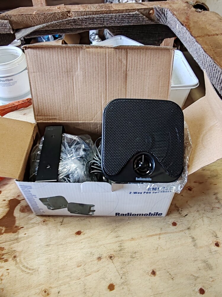 speakers.jpg