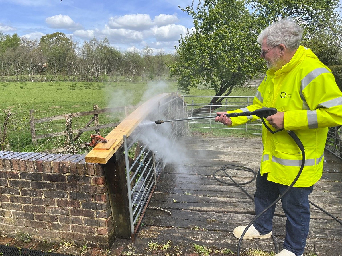 Steaming-Away.jpg