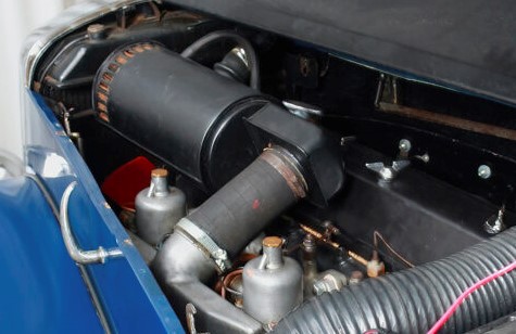 TA21 Engine Bay Nearside Air Silencer.jpg