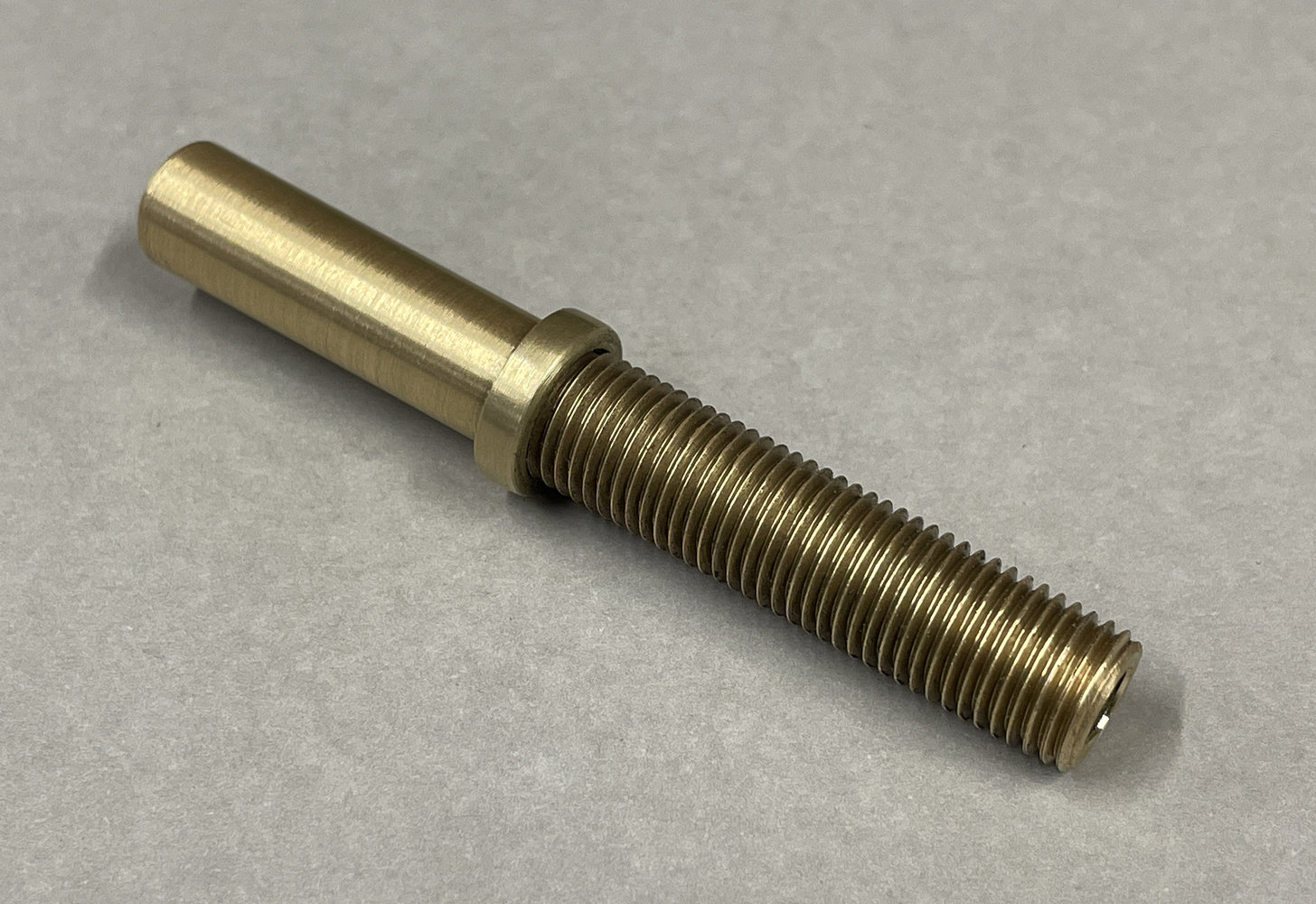 threaded-brass-pipe-with-stop-ring.JPG