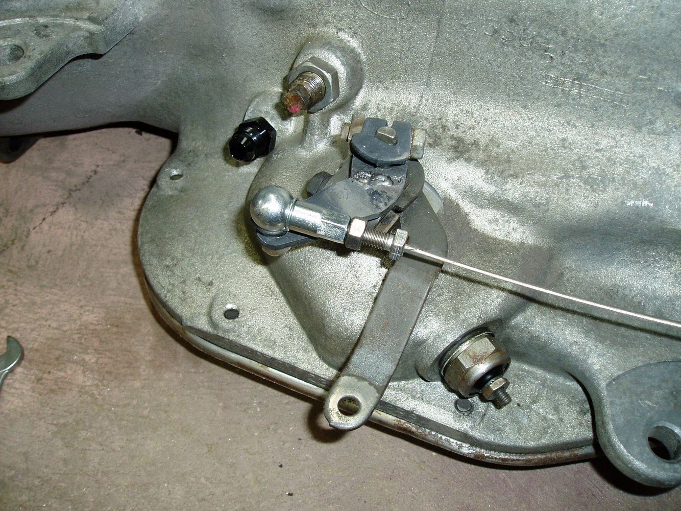 throttle valve brkt 2.JPG