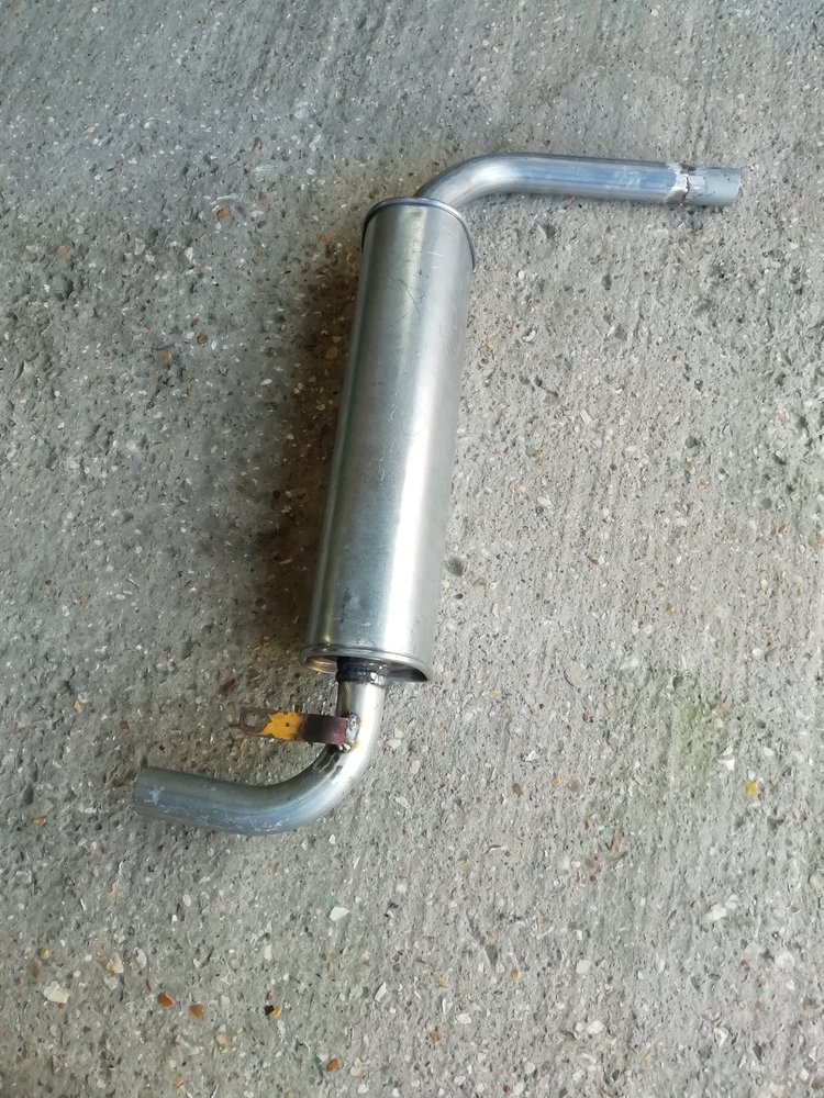 Thwaites exhaust 5.jpg