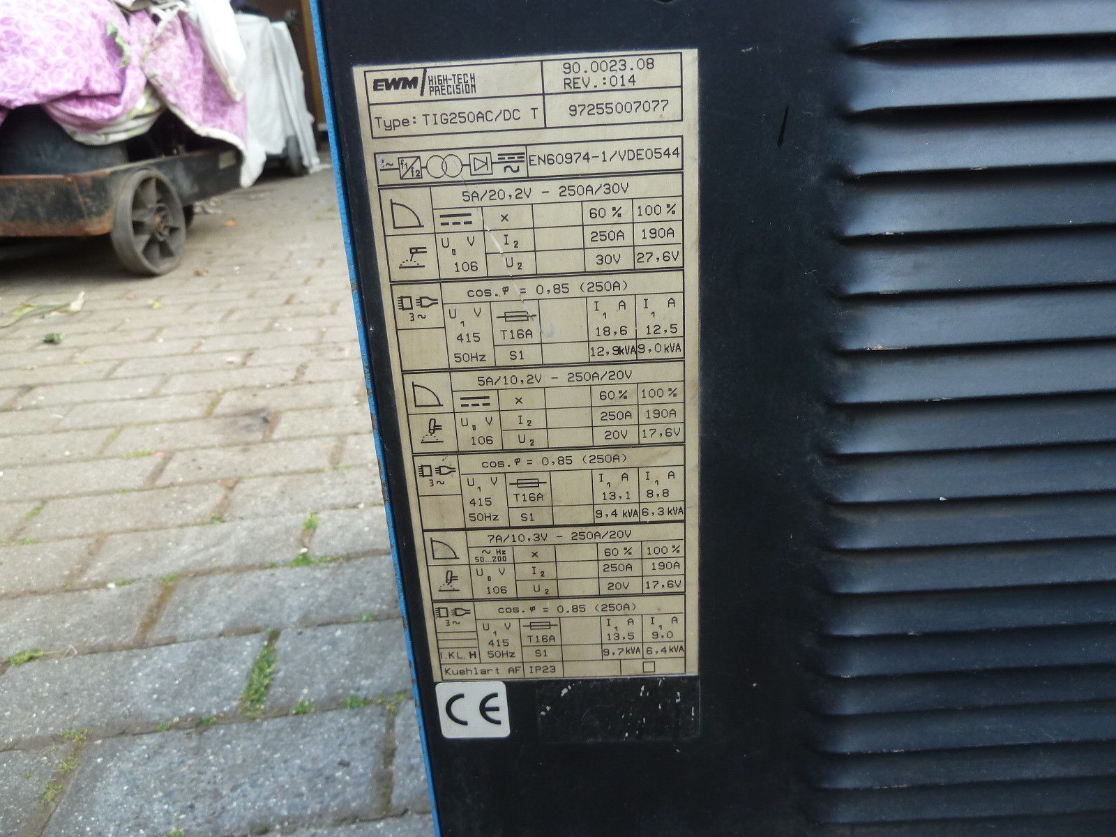 tig6.jpg