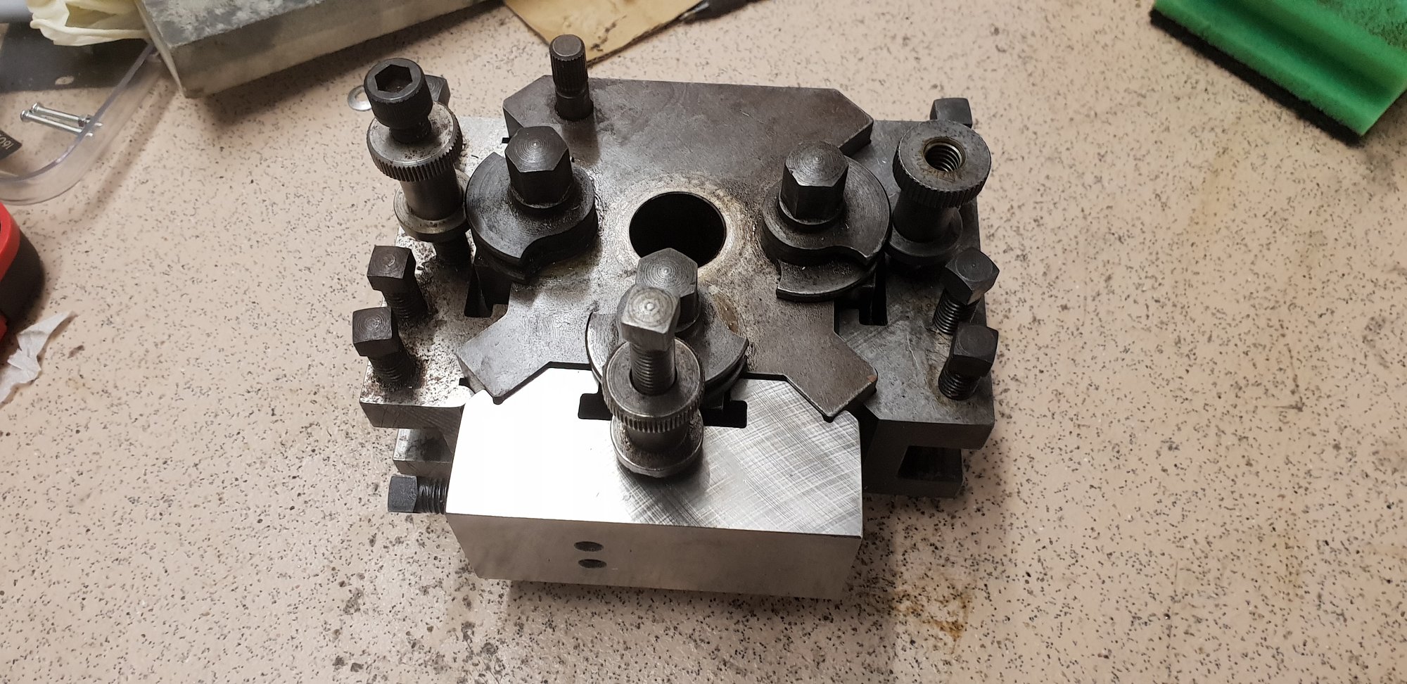 toolpost1.jpg