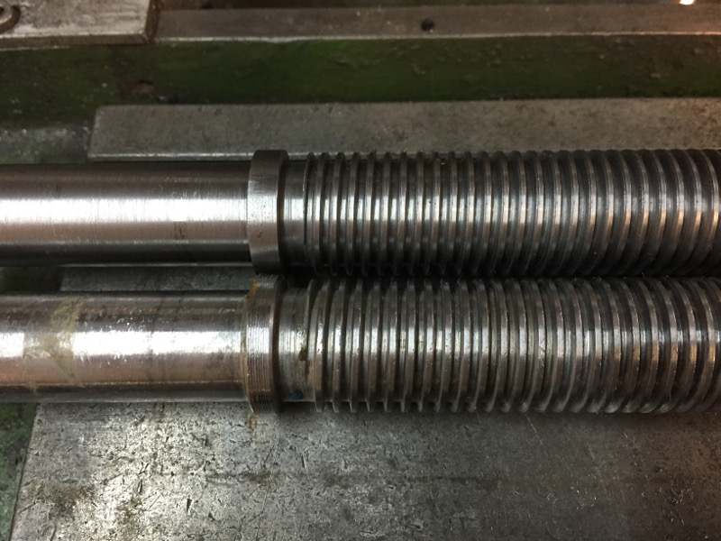 tr24-3 leadscrew2.JPG