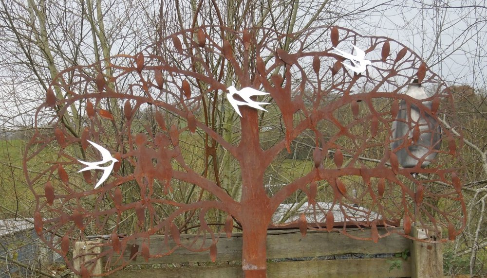 tree finished 004.JPG