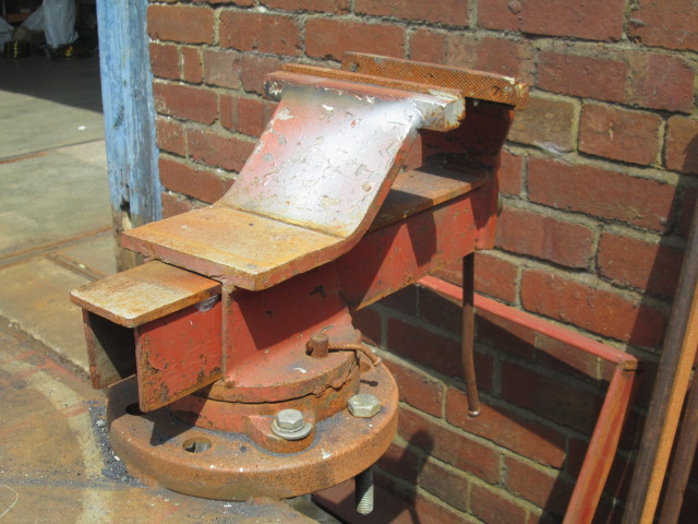 Vale LEV Pictures 089.JPG