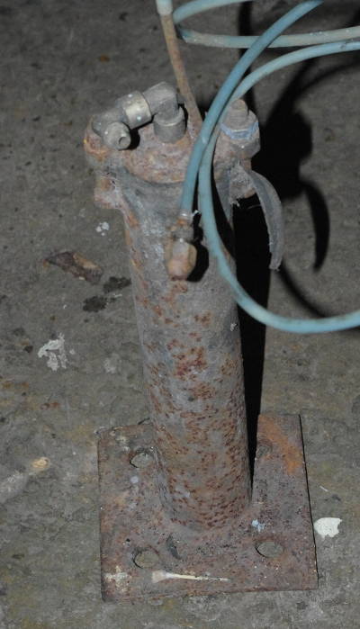 waxoyl-pot04.jpg