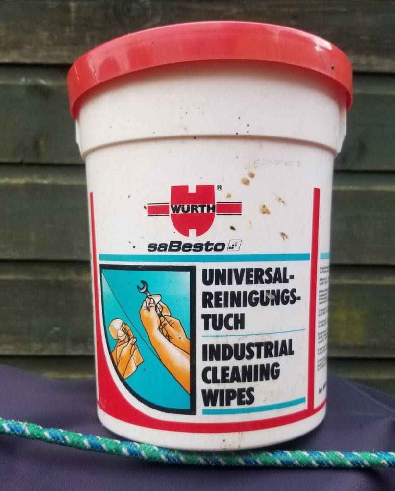 WipesCR.jpg