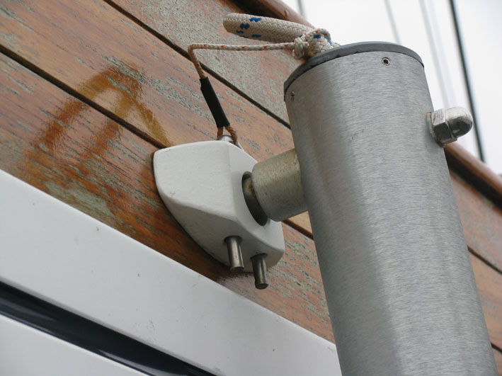 yacht legs socket1.jpg