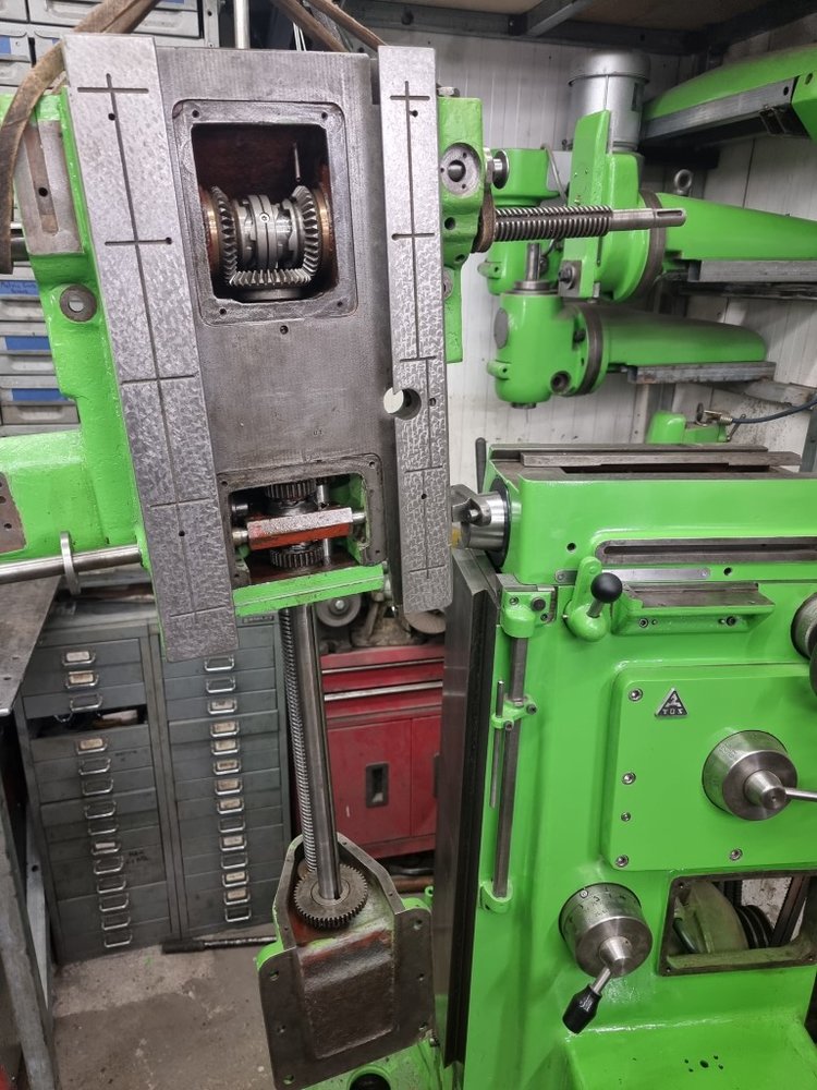 Z slide feeds assembly.jpg