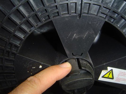 0.8mm reel showing locking strips in position..jpg