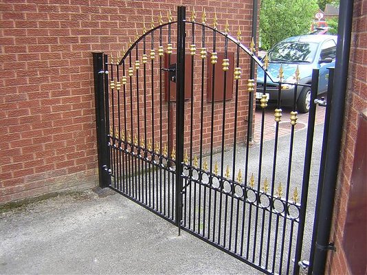 gates 003.jpg
