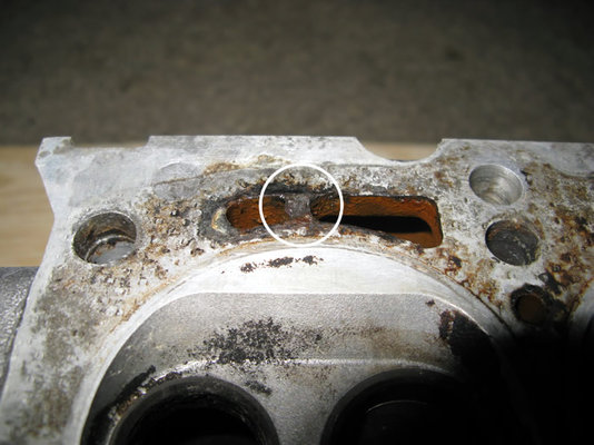 cylinder_head_2.jpg