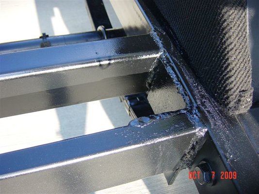 fixed trailer 10-7-09 002.jpg