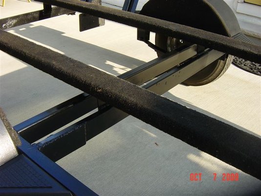 fixed trailer 10-7-09 006.jpg
