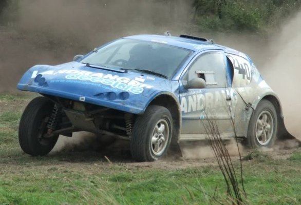 36 rallycaratjps019.jpg