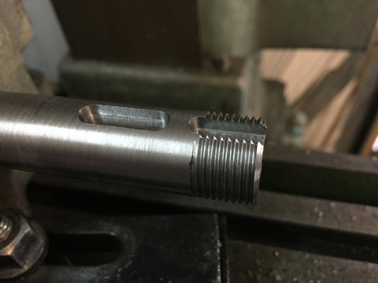 tr24-3 leadscrew3.JPG